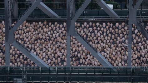 nakend women|The Naked World of Spencer Tunick